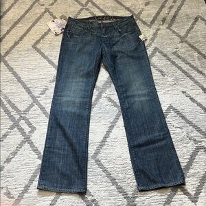 Chip & Pepper Low Rise Straight Leg Jean Size 31